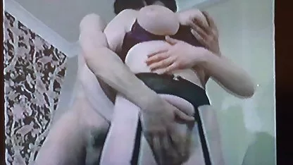 Big boobed poprsje babe spikes u domaće porno sa svojim voljenim suprugom