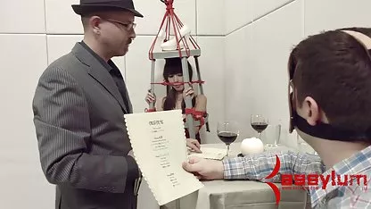 Ruski student Alexandra stavlja rupe pod dvostruko prodiranje