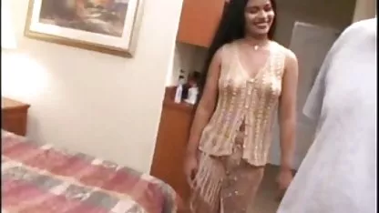 Student je ukrao novac i dobio seksi seks s redovitim