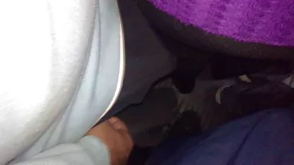 Thin je napravio striptiz sa interracial sexom sa svojim ljubavnikom