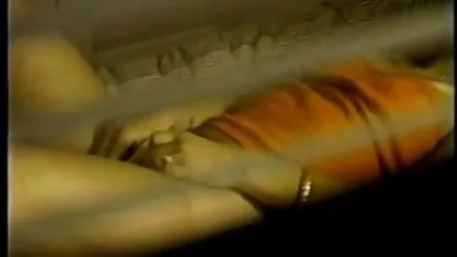 Kinky dude spašava kurve i smacks prekrasnu djevojku nakon romantične večere