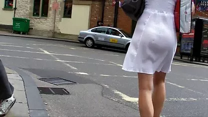 Magnificent sweetheart posjeta prijateljima za vruće seks u vrućini