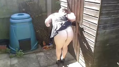 Indijanac iz Tajlanda daje blowjob svom voljenom prijatelju