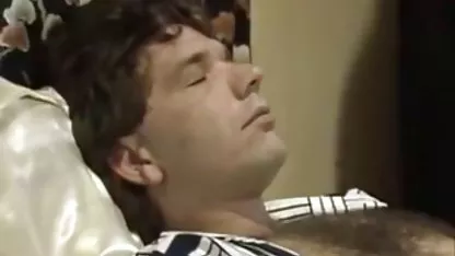 Došao je kćeri tamnokosa Milfa, ali je potresla majku