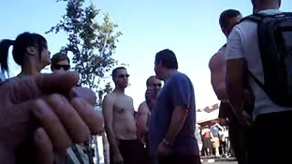 Mulat je mislio da će morati čitati poeziju i nešto je pošlo po zlu.