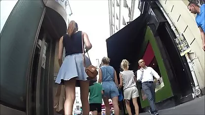 Heifer za znanost sranje član znanstvenika i fucks s sex mehanizam