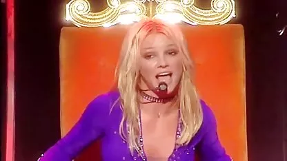 Mistična yoga s Kama Sutrom i cool jebeno njezin susjed