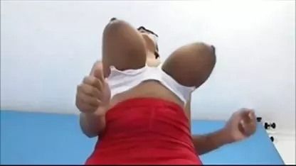 Blowjob i jebeno u kuhinji s ćelavim prijateljem