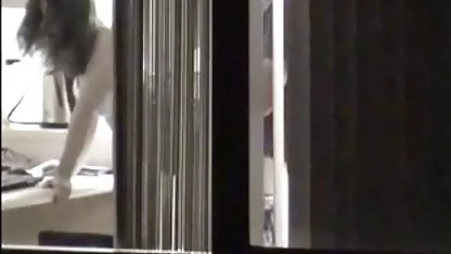 Janice Griffith smacks s crnim čovjek s gadan gadget