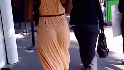 Fluffy milf umjesto seksa s čovjekom, jebeno s mladim susjedom